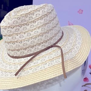 Rare Scala Pronto Exclusive of Design Crochet Sun Women's Hat !